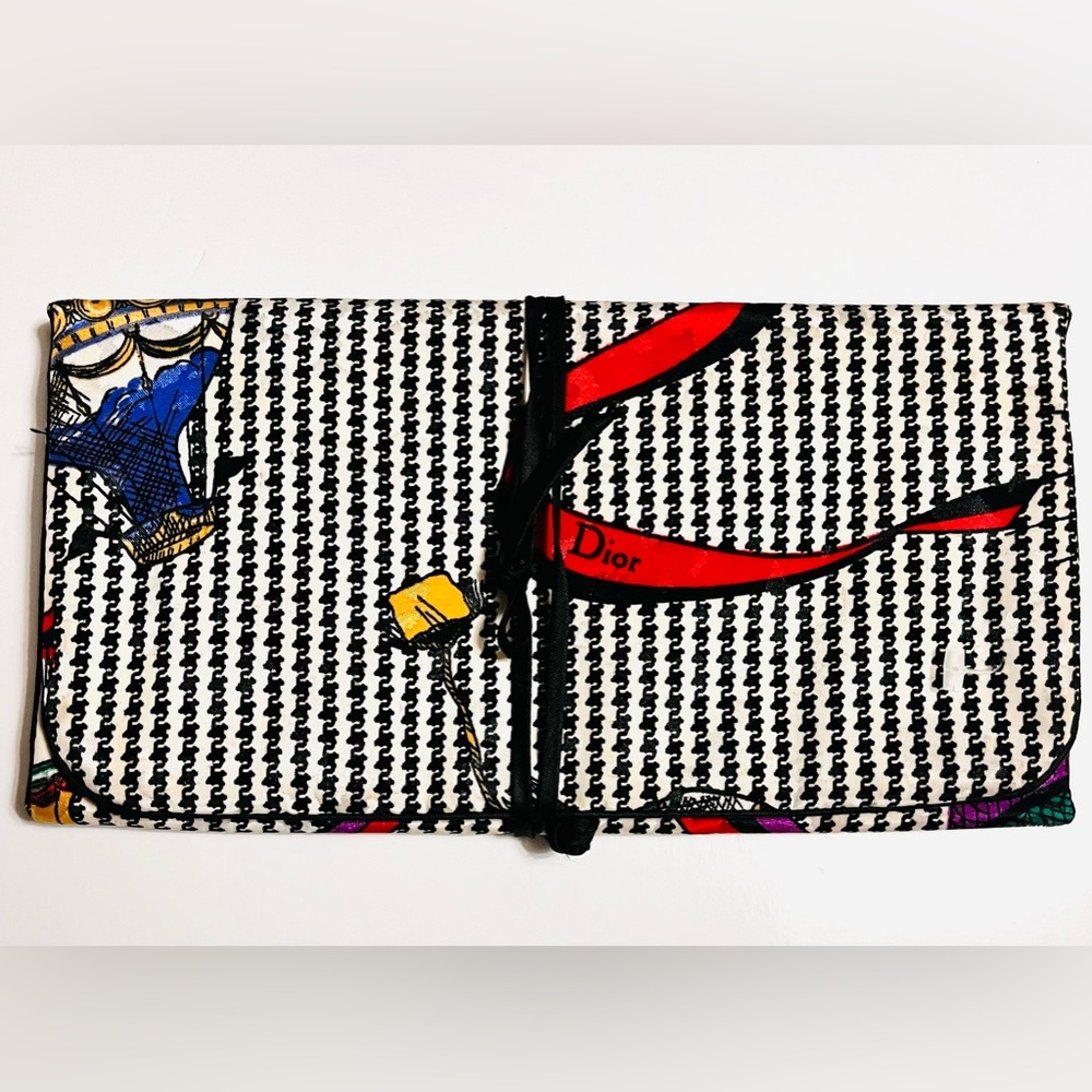 Christian Dior Vintage & Authentic Trifold zip pockets cosmetic & jewelry Pouch